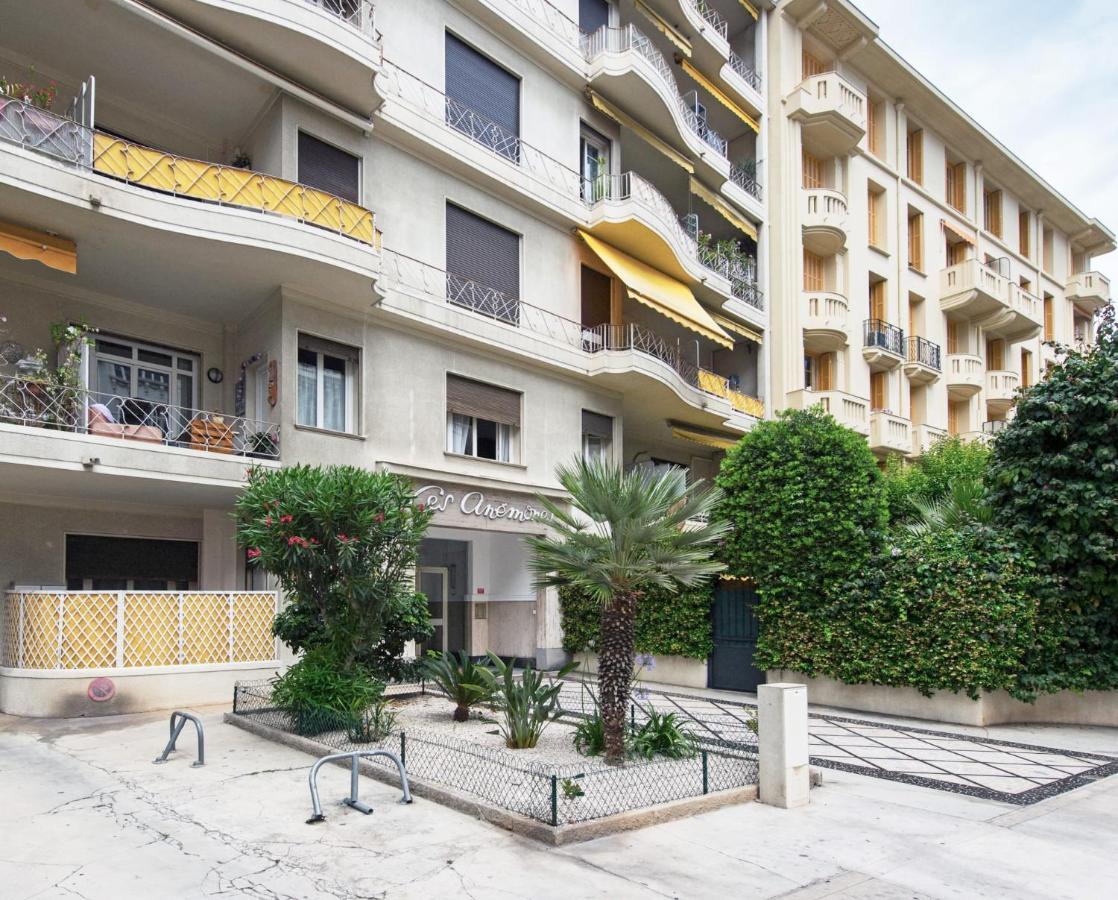 Apartamento Fleurs De Nice Furnished Flat Exterior foto